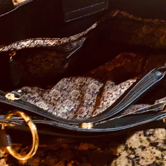 Nanette Lepore Gorgeous Vegan Leather Shoulder bag - Picture 5 of 12